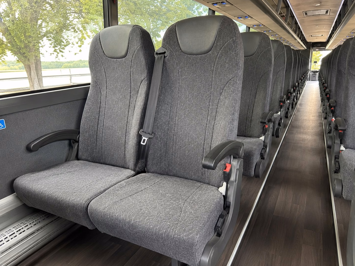 boyntonbeachcharterbus com connects you with hotel shuttle bus rentals for out of town wedding guests in boynton beach